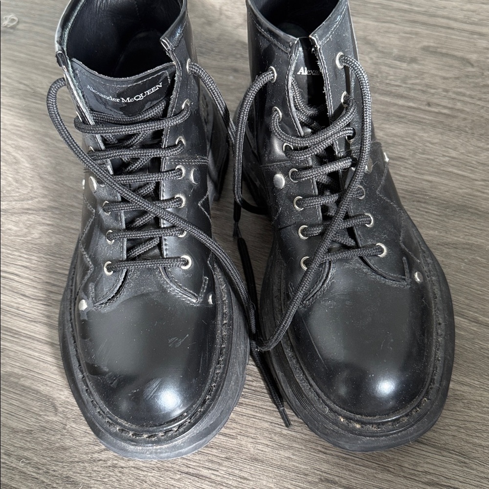Alexander McQueen Glossy Black  Boots - Picture 7 of 8